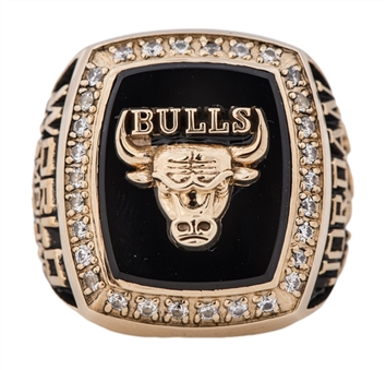 1990/91 Chicago Bulls NBA Championship Salesmans Sample Ring - Michael Jordan